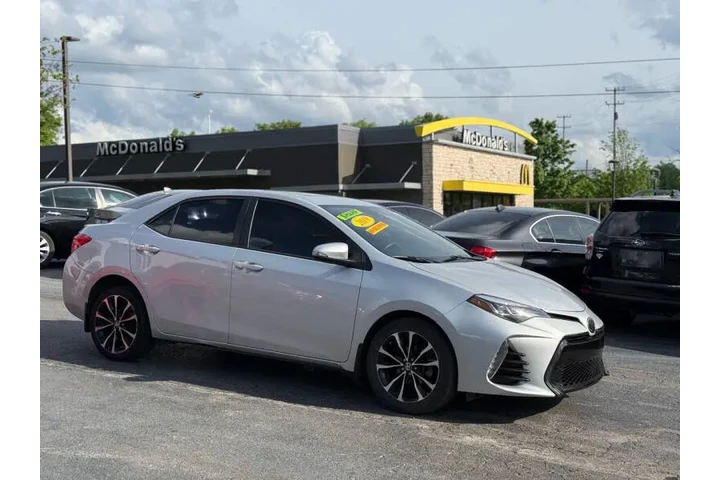 $13495 : 2019 Corolla XSE image 6