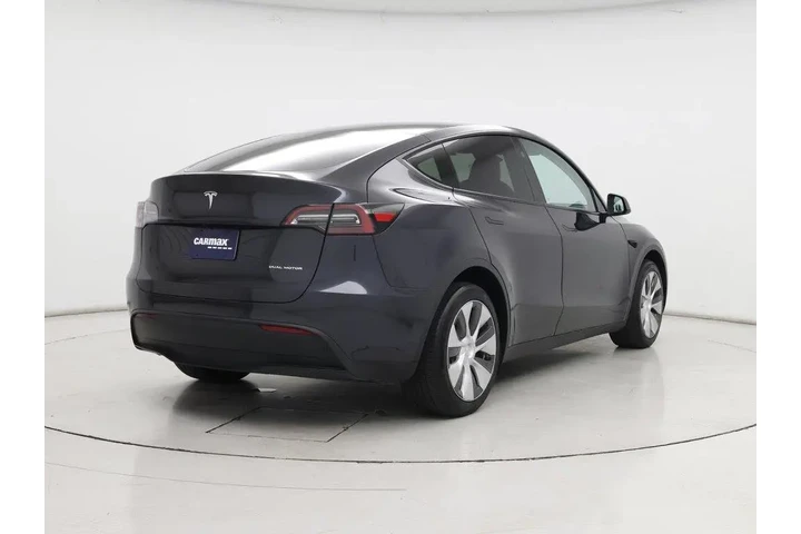 $37998 : Tesla Model Y 2024 AWD Long image 8
