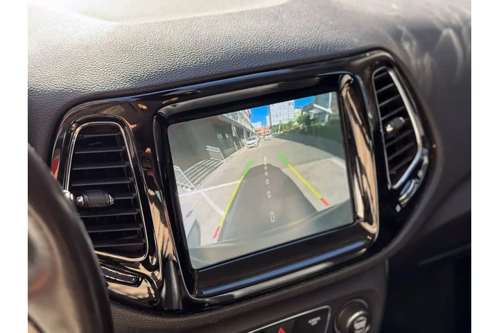 $11990 : 2019 JEEP COMPASS image 1