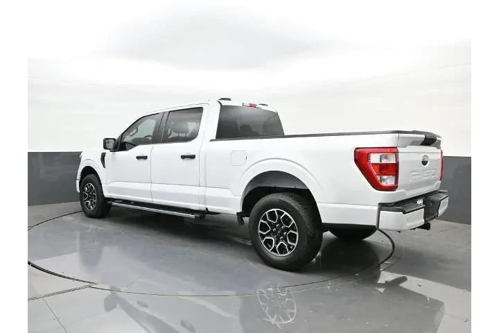 $31359 : Ford F-150 2023 4x4 XL 4dr S image 5