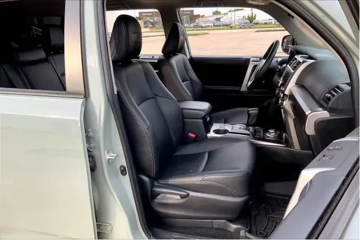 $38571 : Toyota 4Runner 2023 4x4 TRD image 9