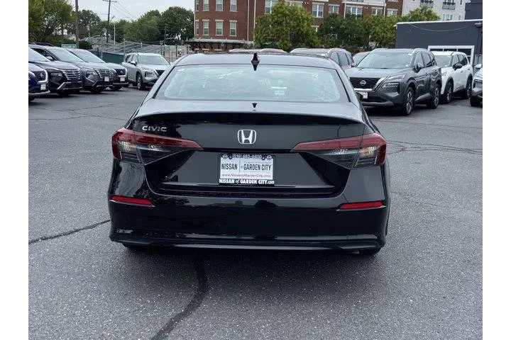 $21995 : Honda Civic 2025 LX 4dr Seda image 5