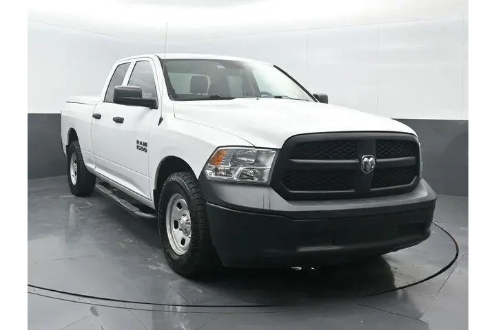 $15558 : Ram 1500 2018 4x2 Express 4d image 1