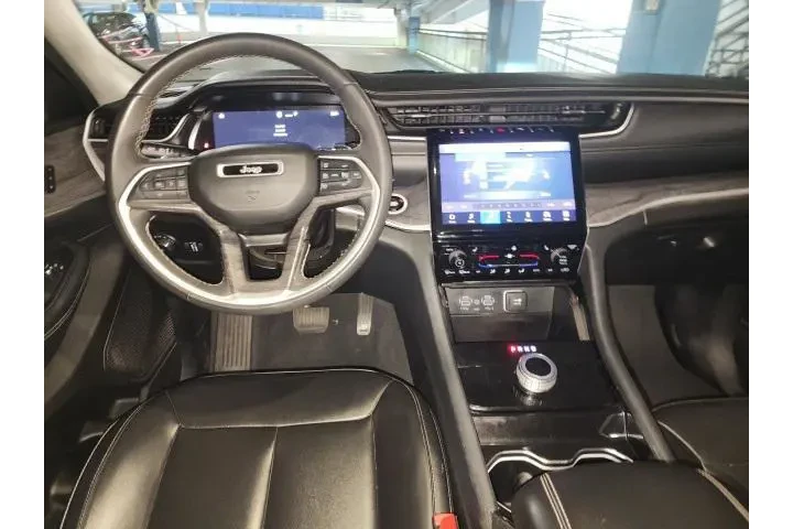 $27439 : Jeep Grand Cherokee L 2023 4 image 5