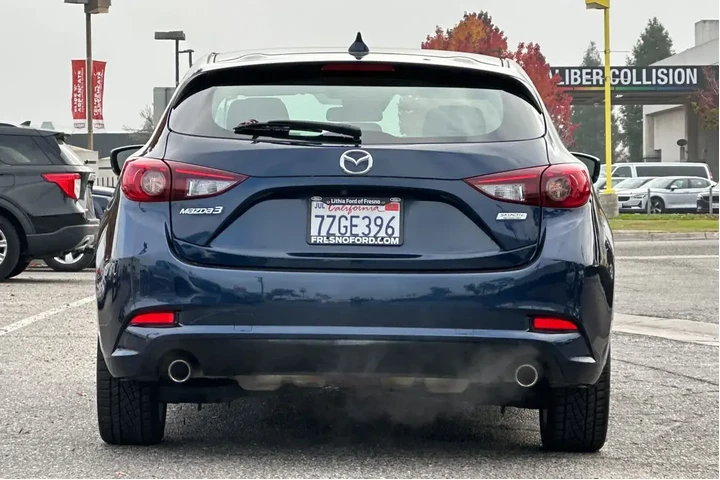 $16284 : Mazda Mazda3 2017 Grand Tour image 7