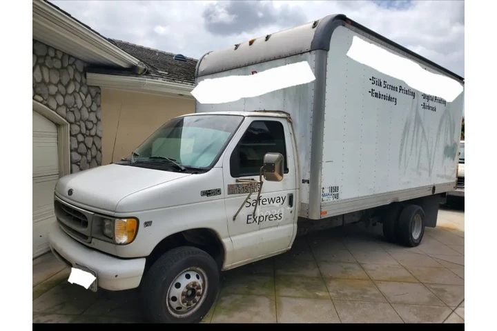 $12 : 1999 Ford E450 Super Duty image 2
