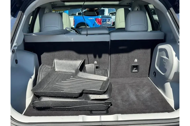 $20263 : Jeep Cherokee 2021 4x4 Latit image 6