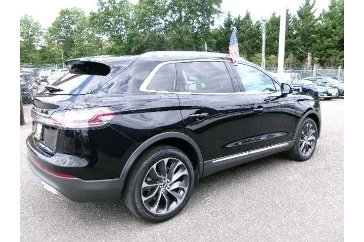 $34748 : Lincoln Nautilus 2021 AWD Re image 6