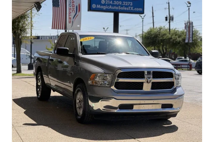 $24999 : 2022 RAM 1500 Classic Express image 4