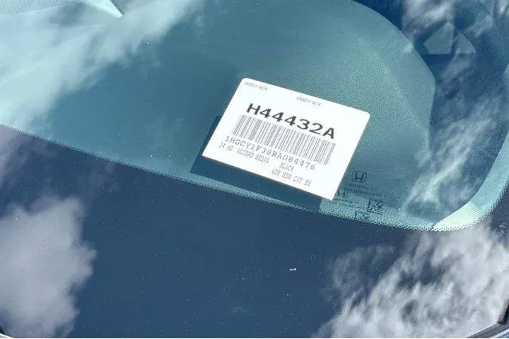 $26888 : Honda Accord 2024 EX 4dr Sed image 2