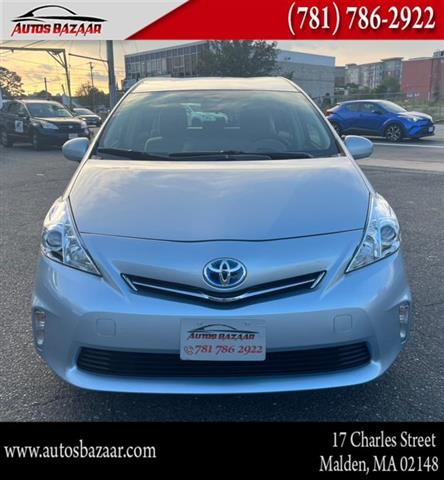 $10300 : Used 2014 Prius v 5dr Wgn Two image 8