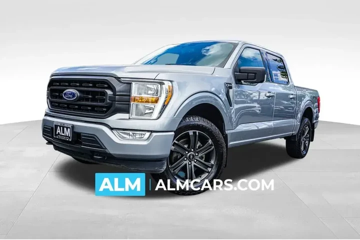 $29320 : Ford F-150 2021 4x4 XLT 4dr image 1