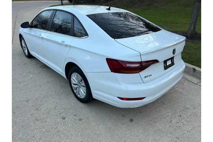 $9997 : 2019 Jetta S image 5