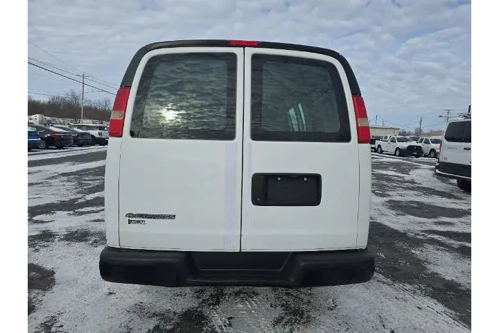 $18995 : Chevrolet Express 2014 3500 image 7