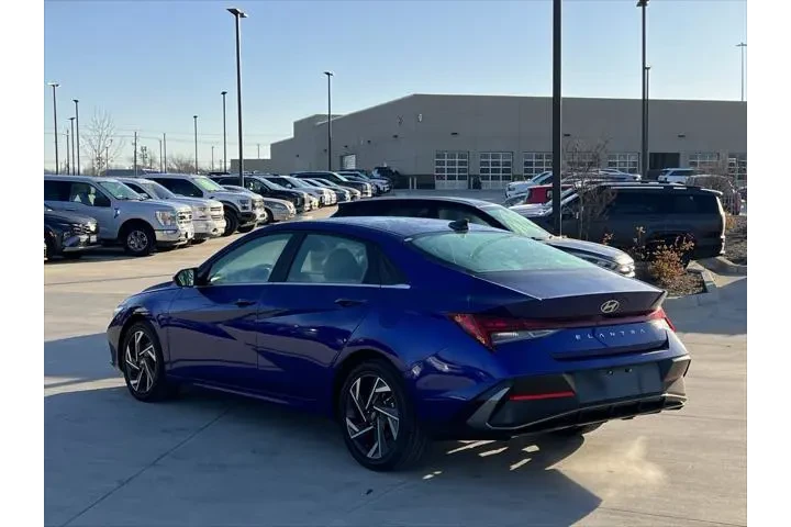 $20840 : Hyundai ELANTRA 2025 SEL Con image 10