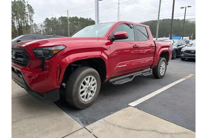 $34428 : Toyota Tacoma 2024 4x2 SR5 4 image 2