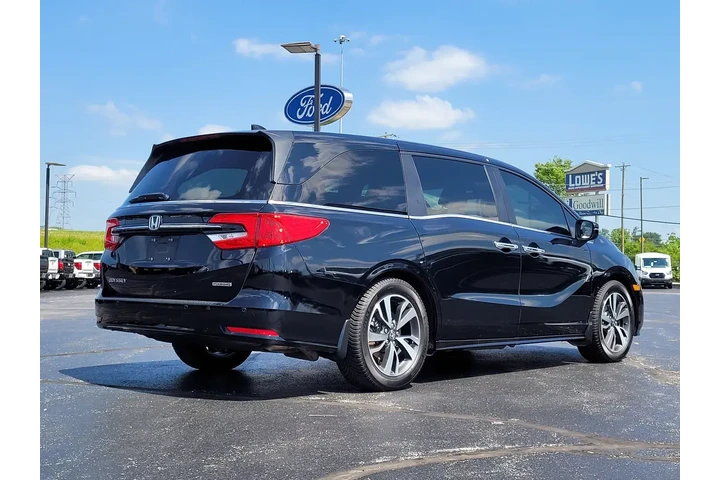 $39795 : Honda Odyssey 2024 Touring 4 image 4