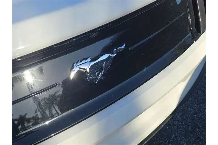 $22590 : Ford Mustang 2023 EcoBoost 2 image 6