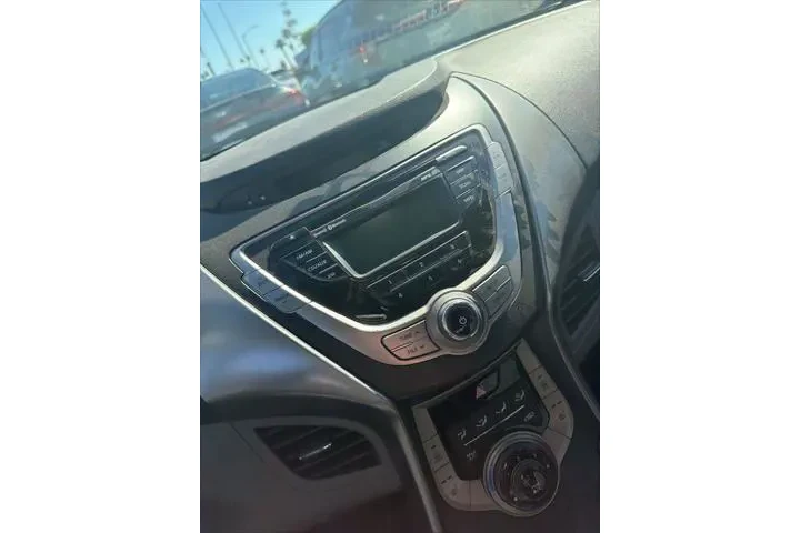 $8988 : Hyundai ELANTRA 2012 GLS 4dr image 5