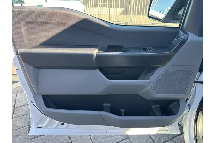 $39990 : Ford F-150 2024 4x2 XL 2dr R image 9