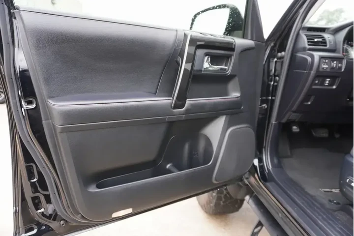 $34988 : Toyota 4Runner 2020 4x4 TRD image 8