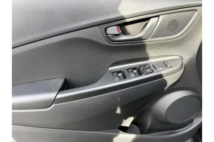 $19999 : Hyundai KONA 2023 AWD SEL 4d image 8