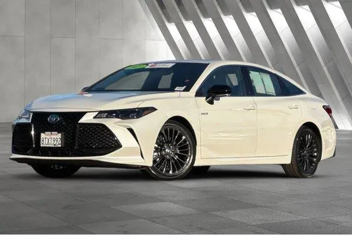 $31000 : Toyota Avalon Hybrid 2021 XS image 2
