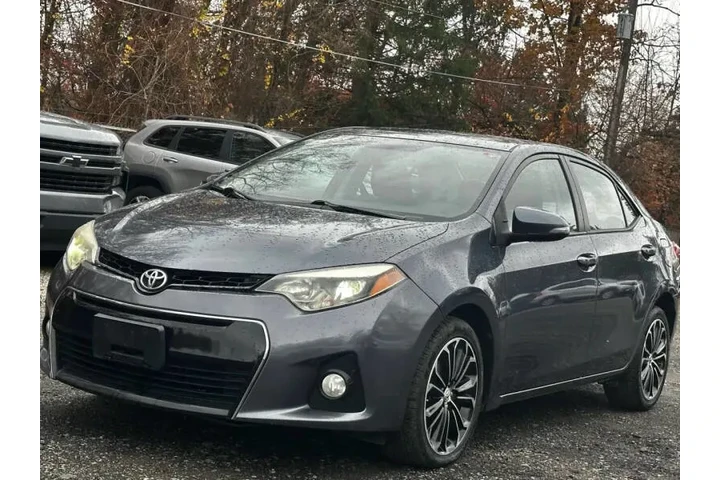 $9990 : 2015 Corolla L image 4