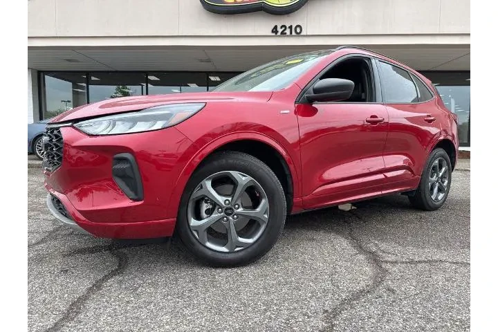 $25000 : Ford Escape 2024 AWD ST-Line image 1