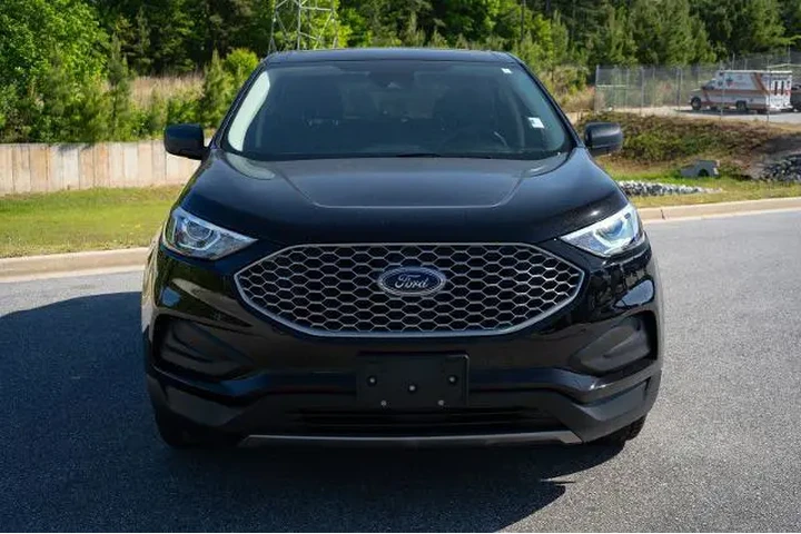 $24987 : Ford Edge 2023 AWD SE 4dr Cr image 2