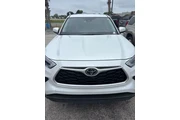 $34840 : Toyota Highlander 2023 LE 4d thumbnail