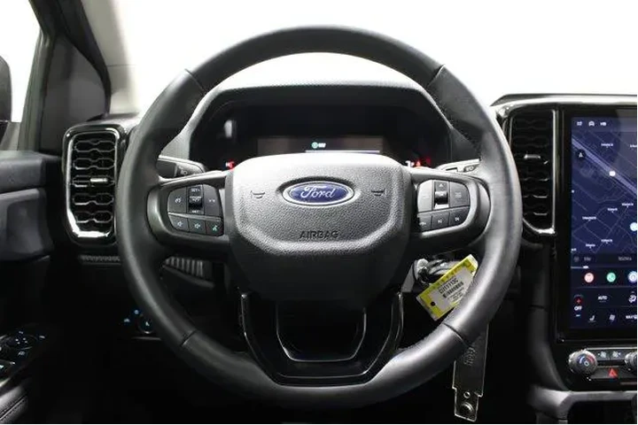$38977 : Ford Ranger 2025 4x4 XLT 4dr image 3