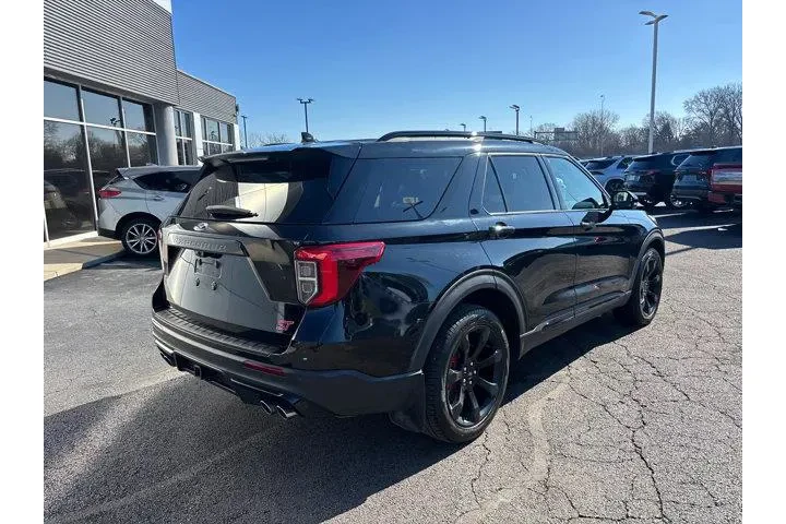 $28985 : Ford Explorer 2020 AWD ST 4d image 7