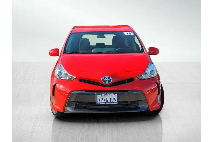 $17246 : Toyota Prius v 2015 Three 4d image 2