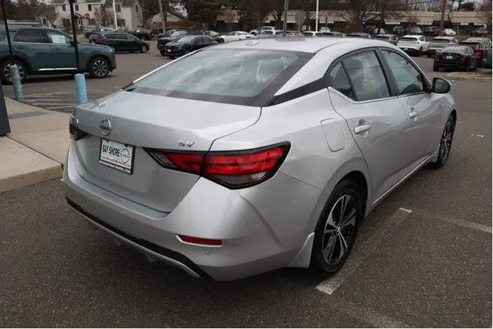 $18354 : Nissan Sentra 2023 SV 4dr Se image 6