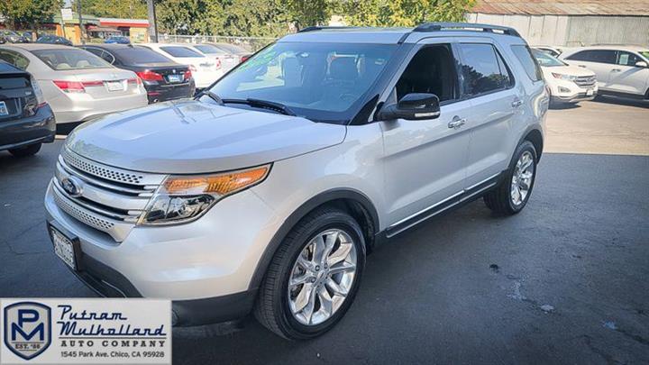 2013 Explorer XLT 4WD image 8