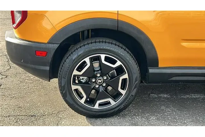 $26788 : Ford Bronco Sport 2022 AWD O image 5