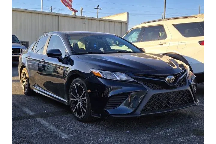 $19758 : Toyota Camry 2019 SE 4dr Sed image 3