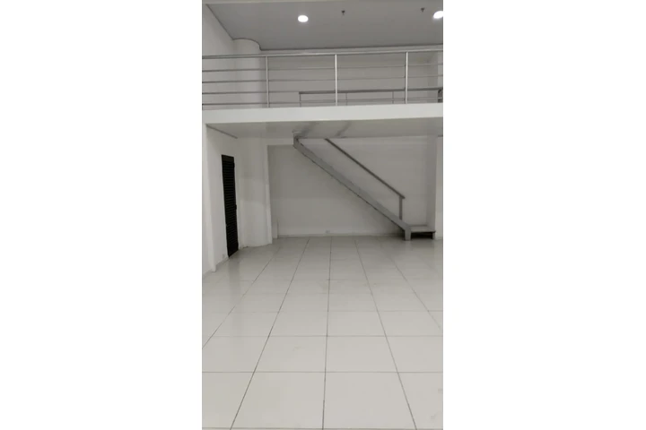 $5500000 : Arriendo espectacular local image 1