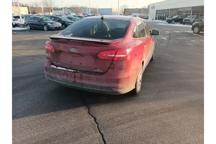 $8000 : Ford Focus 2015 SE 4dr Sedan image 7