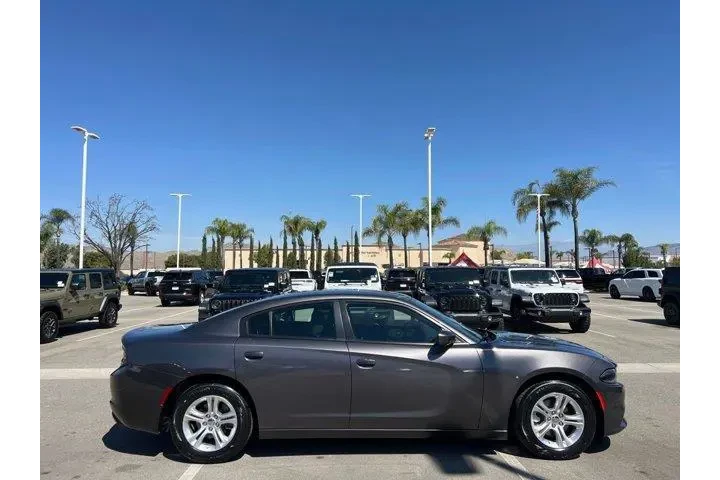 $23472 : Dodge Charger 2022 SXT 4dr S image 9
