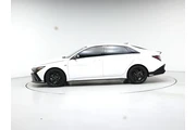 $32495 : Hyundai ELANTRA 2025 N Line thumbnail