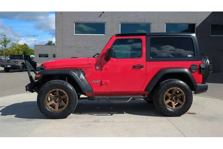 $17995 : Jeep Wrangler 2018 4x4 Sport image 3