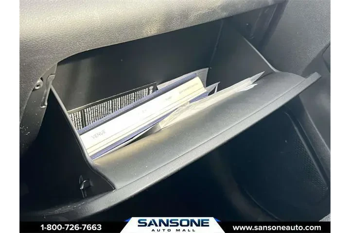 $21959 : Hyundai VENUE 2024 Limited 4 image 10