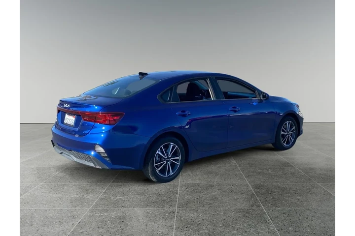 $18900 : Kia Forte 2023 image 2