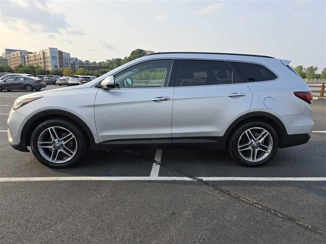 $12995 : 2017 HYUNDAI SANTA FE image 8