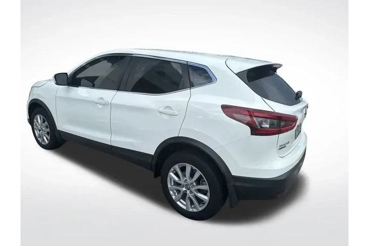 $14899 : Nissan Rogue Sport 2021 S 4d image 3