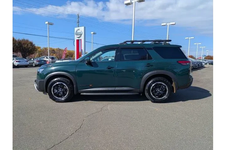 $39925 : Nissan Pathfinder 2025 AWD S image 9