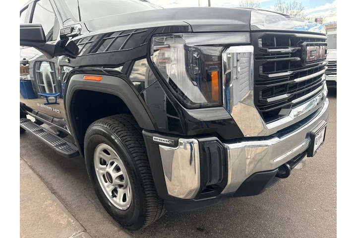 $45995 : 2024 GMC Sierra 2500HD 4WD Do image 9