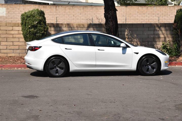 $25000 : 2021 Model 3 Standard Range P image 10